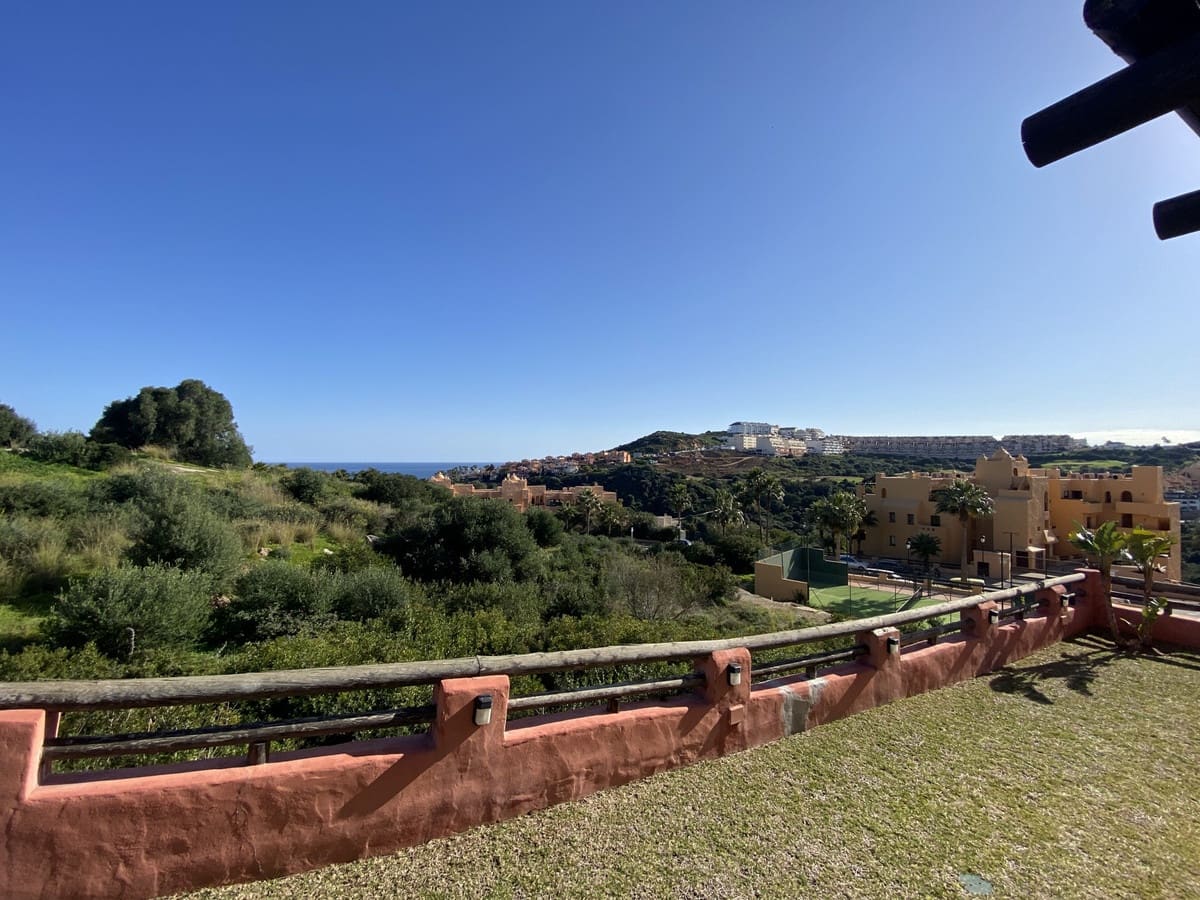 3 soveværelse Lejlighed til salg i San Luis de Sabinillas med swimmingpool garage - € 350.000 (Ref: 8927865)