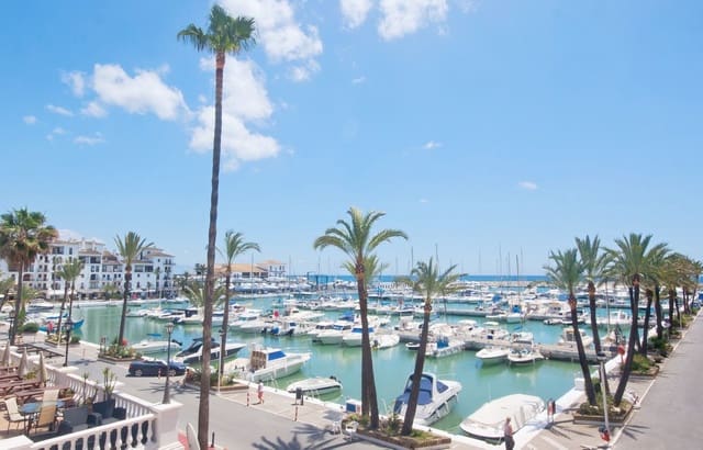 2 soveværelse Lejlighed til salg i La Duquesa / Puerto de la Duquesa, Manilva - € 292.000 (Ref: 8927866)