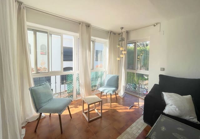 2 soveværelse Lejlighed til salg i La Duquesa / Puerto de la Duquesa, Manilva - € 292.000 (Ref: 8927866)