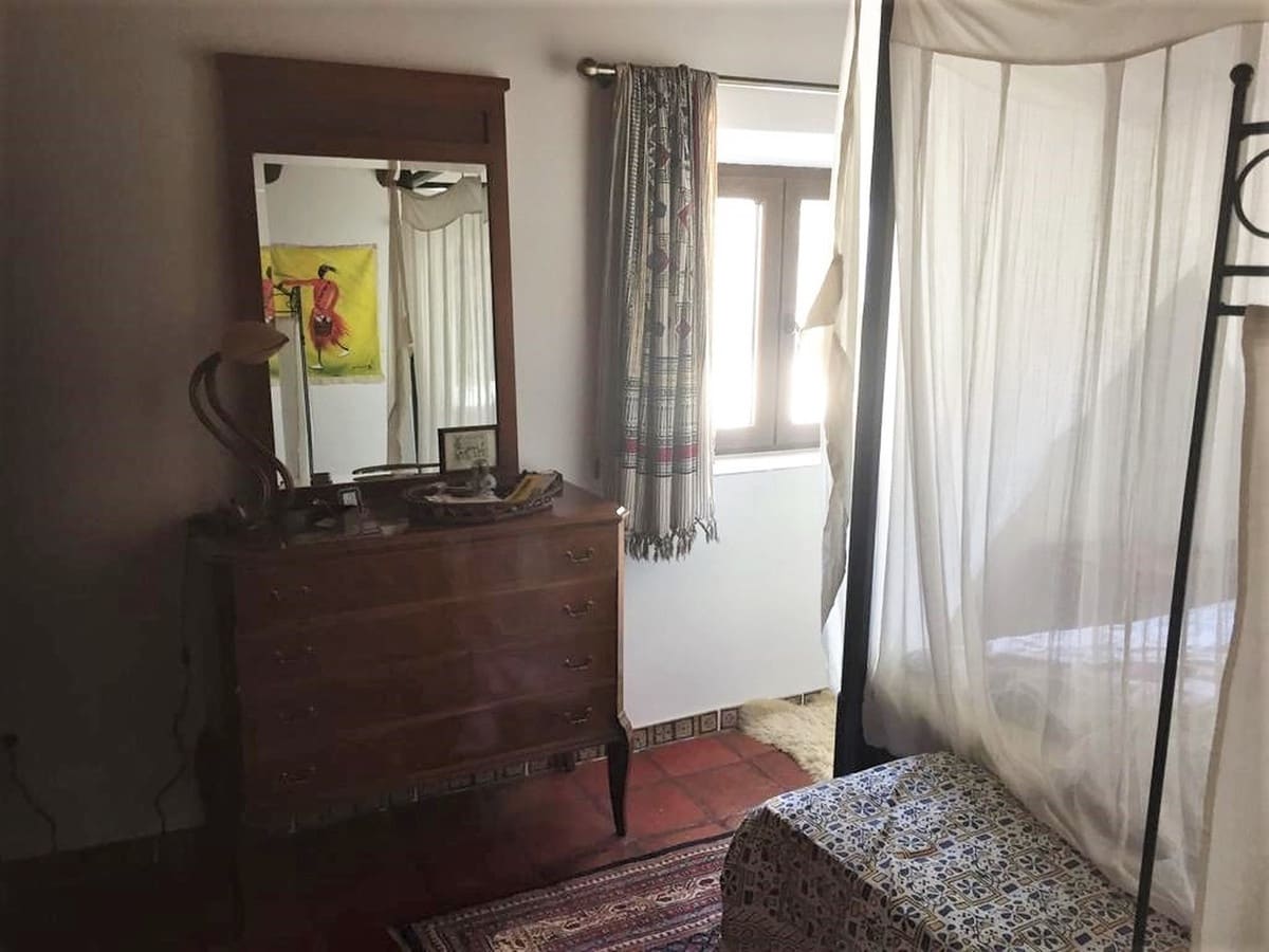 4 soveværelse Finca/Landehus til salg i Casares med swimmingpool garage - € 850.000 (Ref: 8938252)