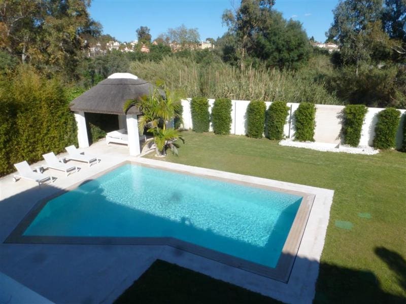 5 chambre Villa/Maison à vendre à Guadalmina avec piscine garage - 2 995 000 € (Ref: 8942064)
