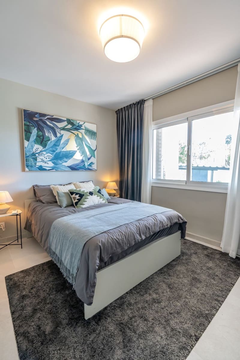 3 makuuhuone Huoneisto myytävänä paikassa Nueva Andalucia mukana uima-altaan 
autotalli - 569 000 € (Ref: 8975516)