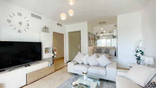 4 makuuhuone Kattohuoneisto myytävänä paikassa Nueva Andalucia, Marbella mukana uima-altaan 
autotalli - 660 000 € (Ref: 8975517)