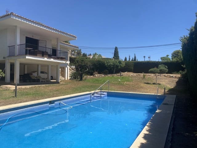 3 sypialnia Willa na sprzedaż w La Capellania, Benalmádena z basenem garażem - 870 000 € (Ref: 8977556)