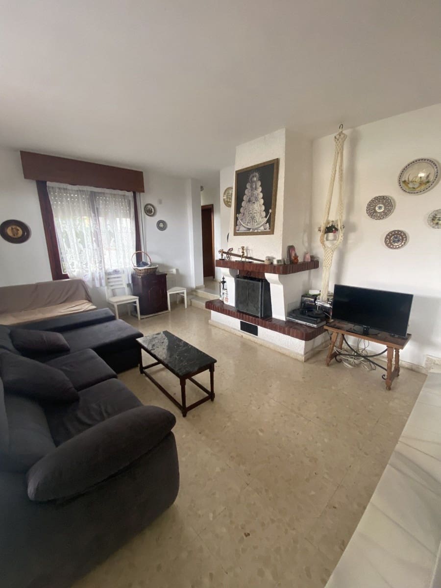 3 soveværelse Villa til salg i La Capellania med swimmingpool garage - € 870.000 (Ref: 8977556)