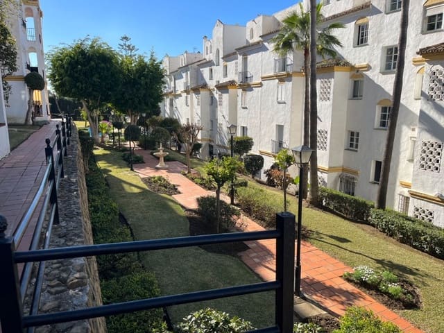2 soverom Leilighet til salgs i Nueva Atalaya, Estepona med svømmebasseng garasje - € 275 000 (Ref: 8977752)
