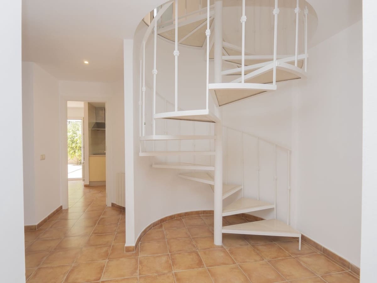 5 camera da letto Villa in vendita in Marbella con garage - 735.000 € (Rif: 8977753)