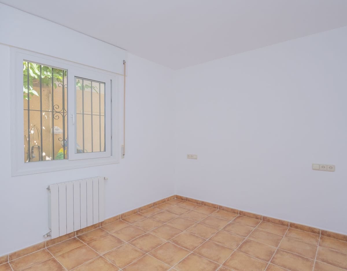 5 camera da letto Villa in vendita in Marbella con garage - 735.000 € (Rif: 8977753)