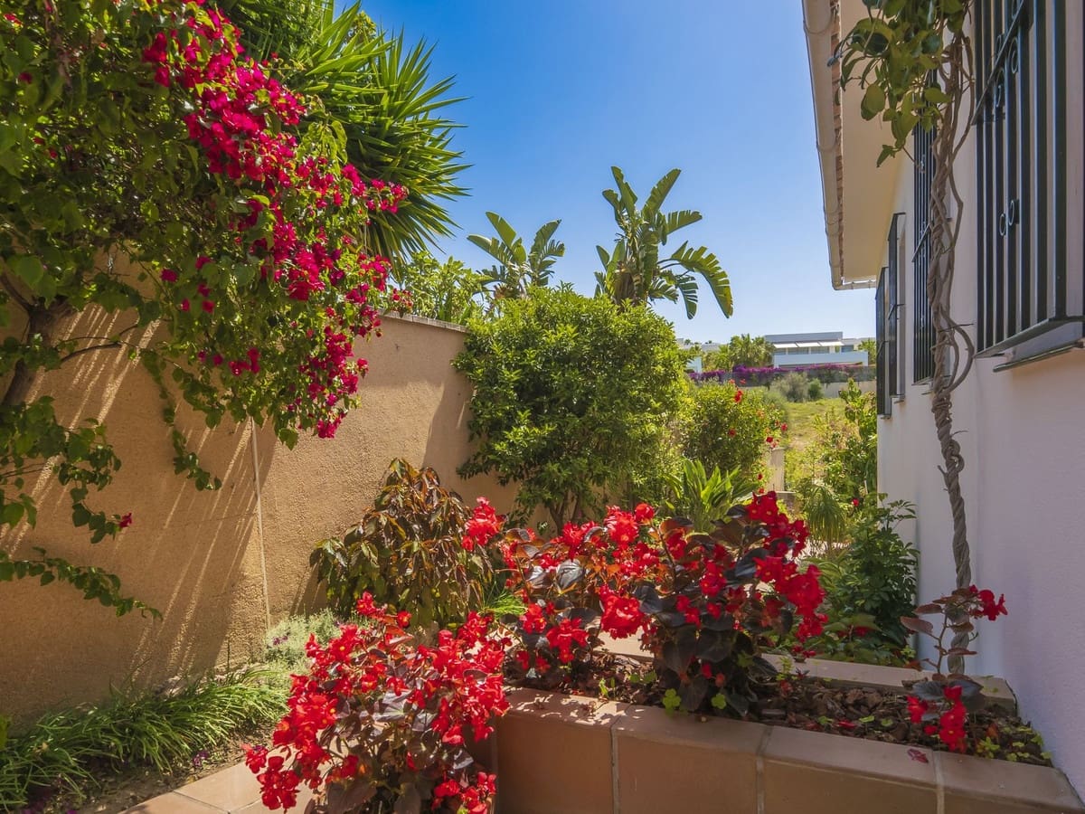 5 camera da letto Villa in vendita in Marbella con garage - 735.000 € (Rif: 8977753)