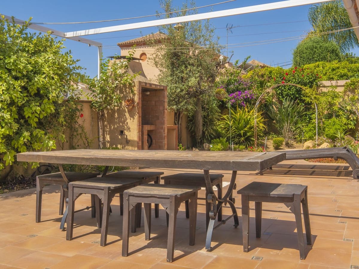 5 camera da letto Villa in vendita in Marbella con garage - 735.000 € (Rif: 8977753)