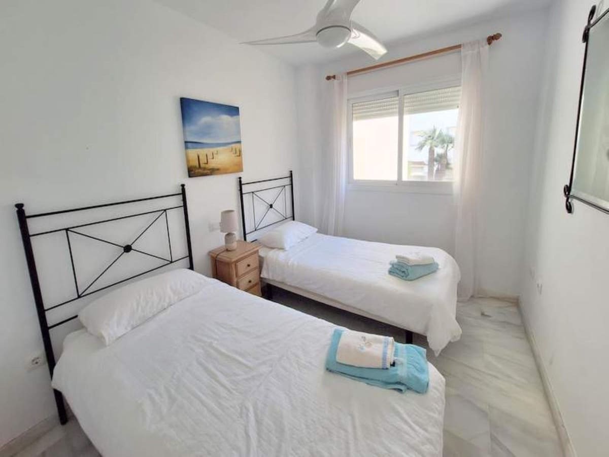 3 soverom Penthouse til salgs i Bahia de Casares med svømmebasseng garasje - € 325 000 (Ref: 8980018)