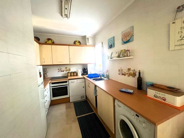 2 soverom Leilighet til salgs i El Paraiso, Estepona med svømmebasseng garasje - € 285 000 (Ref: 8986371)