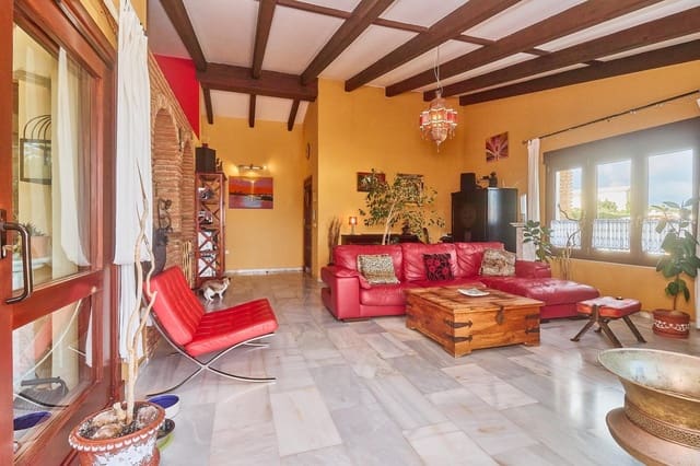 4 soveværelse Villa til salg i Mijas Costa, Mijas med swimmingpool garage - € 899.970 (Ref: 8987321)