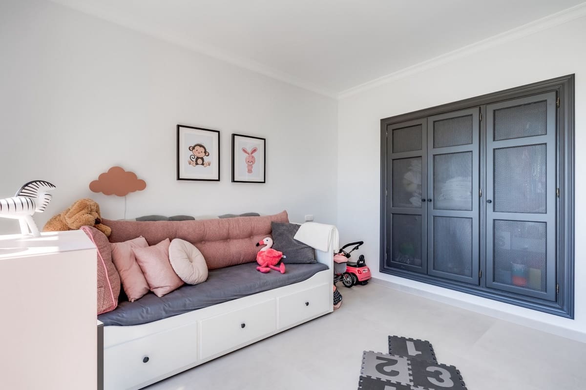 3 soverom Leilighet til salgs i Benahavis med svømmebasseng garasje - € 849 000 (Ref: 8987322)