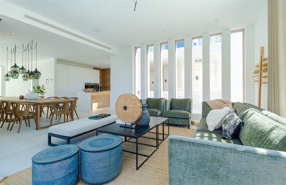 9 quarto Moradia para venda em Riviera del Sol com piscina garagem - 2 925 000 € (Ref: 8990013)