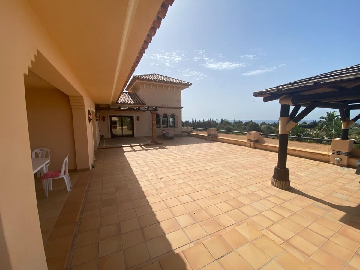 4 soverom Villa til salgs i La Cala de Mijas med svømmebasseng garasje - € 2 450 000 (Ref: 8990014)