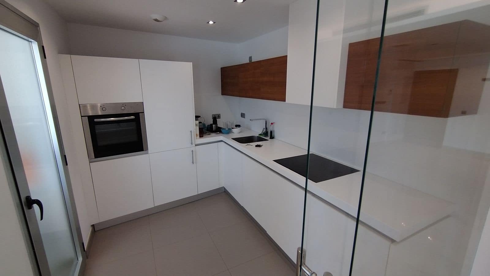 3 bedroom Apartment for sale in San Pedro de Alcantara with pool garage - € 665,000 (Ref: 9034093)