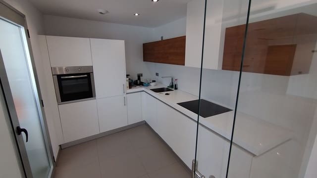 3 soveværelse Lejlighed til salg i San Pedro de Alcantara, Marbella med swimmingpool garage - € 665.000 (Ref: 9034093)