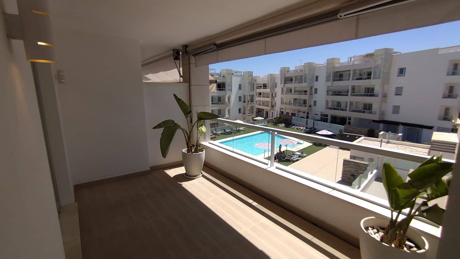 3 bedroom Apartment for sale in San Pedro de Alcantara with pool garage - € 665,000 (Ref: 9034093)