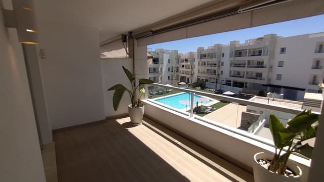 3 soveværelse Lejlighed til salg i San Pedro de Alcantara, Marbella med swimmingpool garage - € 665.000 (Ref: 9034093)