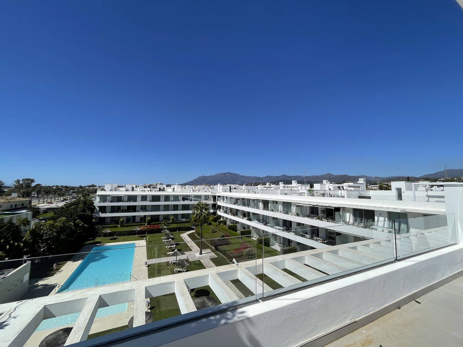 3 soveværelse Penthouse til salg i Bel-Air med swimmingpool garage - € 675.000 (Ref: 9034096)