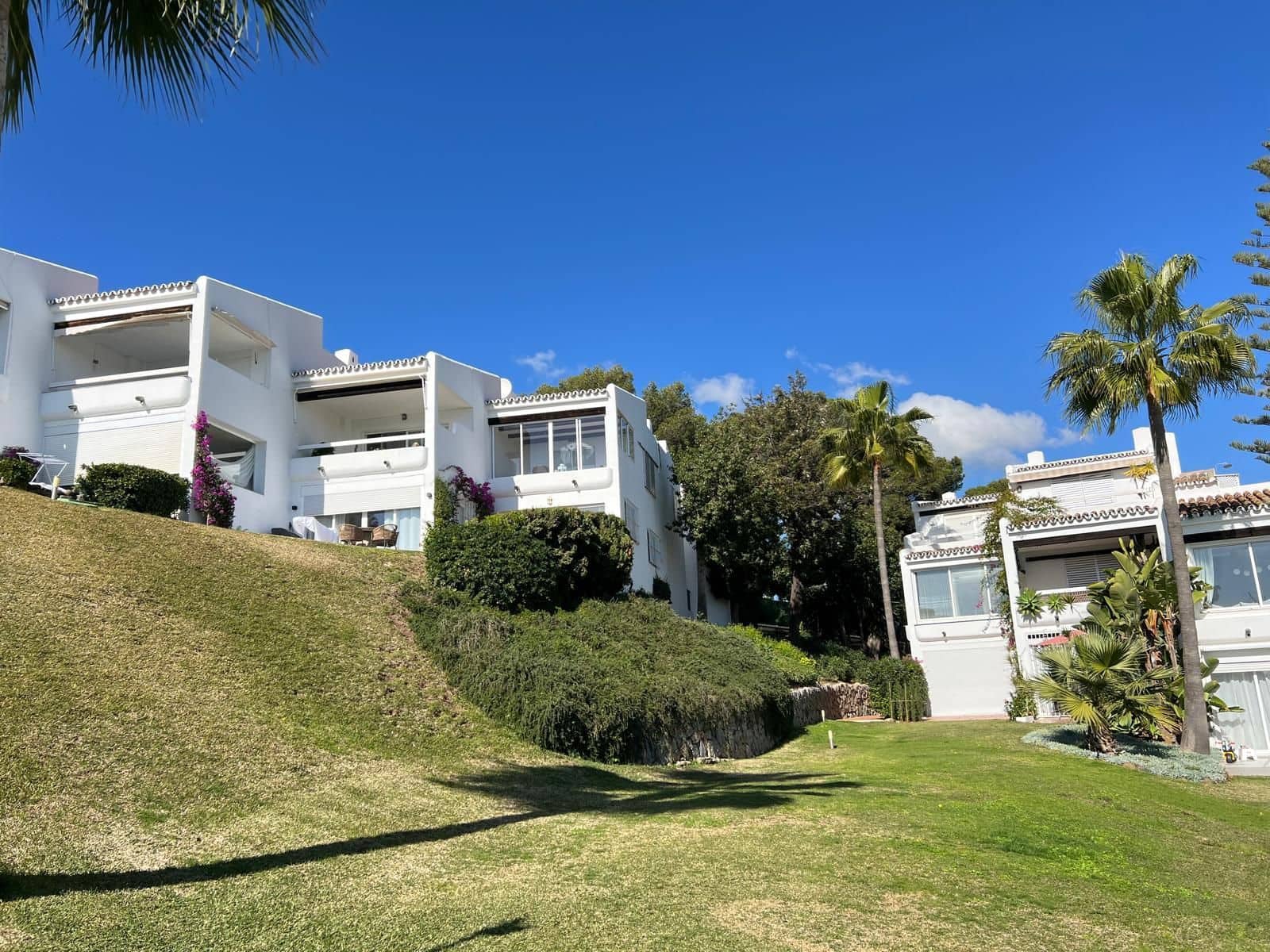 1 soveværelse Lejlighed til salg i Marbella med swimmingpool garage - € 356.000 (Ref: 9053564)