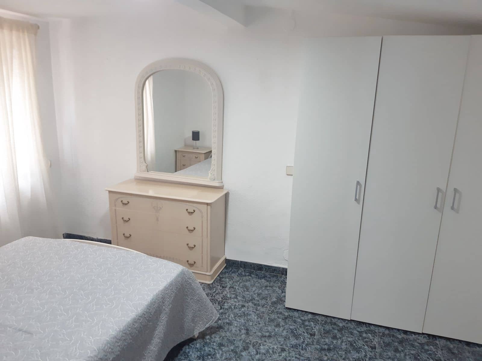 3 soveværelse Byhus til salg i El Rosario med swimmingpool garage - € 565.000 (Ref: 9064329)