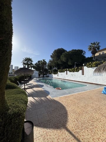 4 soveværelse Byhus til salg i Torrequebrada, Benalmádena med swimmingpool garage - € 600.000 (Ref: 9064474)