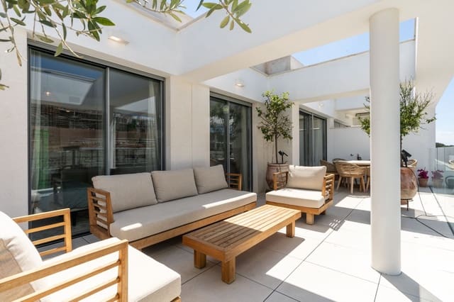 3 soverom Penthouse til salgs i Elviria, Marbella med svømmebasseng garasje - € 1 349 000 (Ref: 9073693)