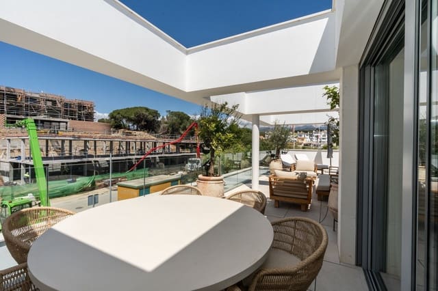 3 soverom Penthouse til salgs i Elviria, Marbella med svømmebasseng garasje - € 1 349 000 (Ref: 9073693)