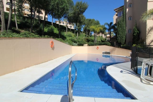 3 bedroom Apartment for sale in Elviria, Marbella with pool garage - € 535,000 (Ref: 9073698)