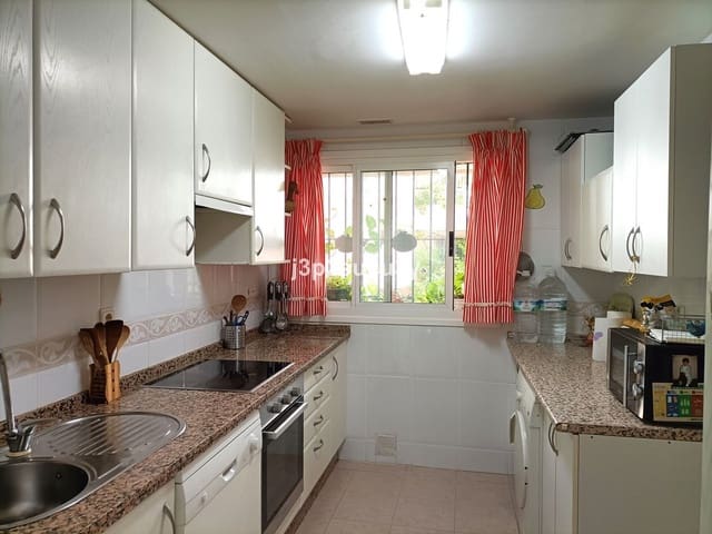 3 soverom Leilighet til salgs i Guadalmina Alta, Marbella med svømmebasseng garasje - € 460 000 (Ref: 9084723)