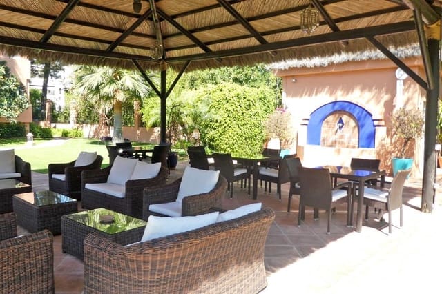 2 makuuhuone Kattohuoneisto myytävänä paikassa Guadalmina Baja, Marbella mukana uima-altaan 
autotalli - 900 000 € (Ref: 9086592)