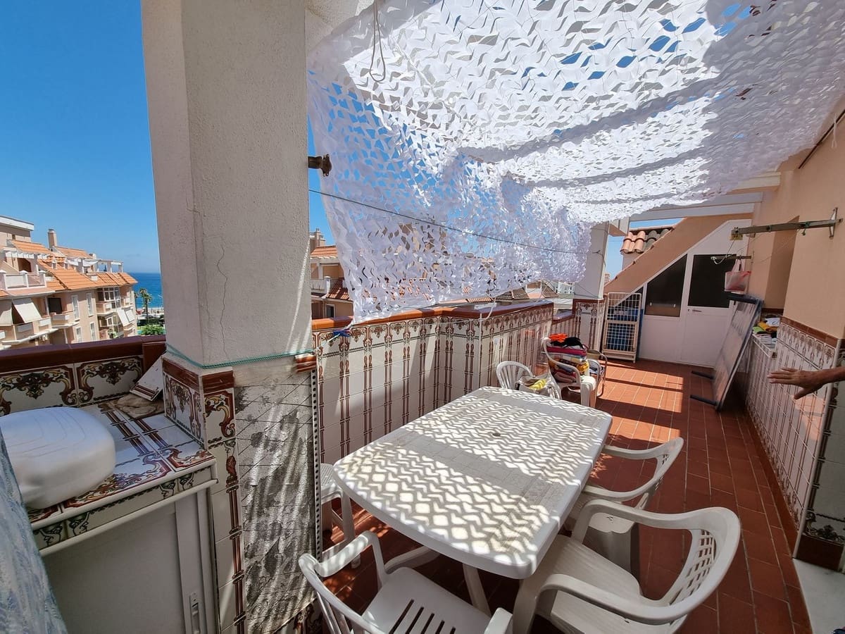 2 quarto Penthouse para venda em San Luis de Sabinillas com piscina - 229 000 € (Ref: 9095804)