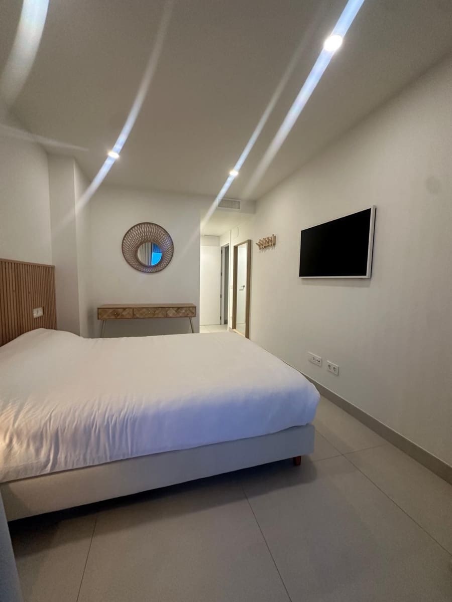 3 bedroom Apartment for sale in Mijas Costa with pool garage - € 765,000 (Ref: 9096282)