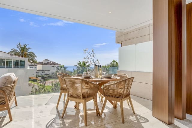 2 quarto Apartamento para venda em Estepona com piscina garagem - 1 350 000 € (Ref: 9096296)