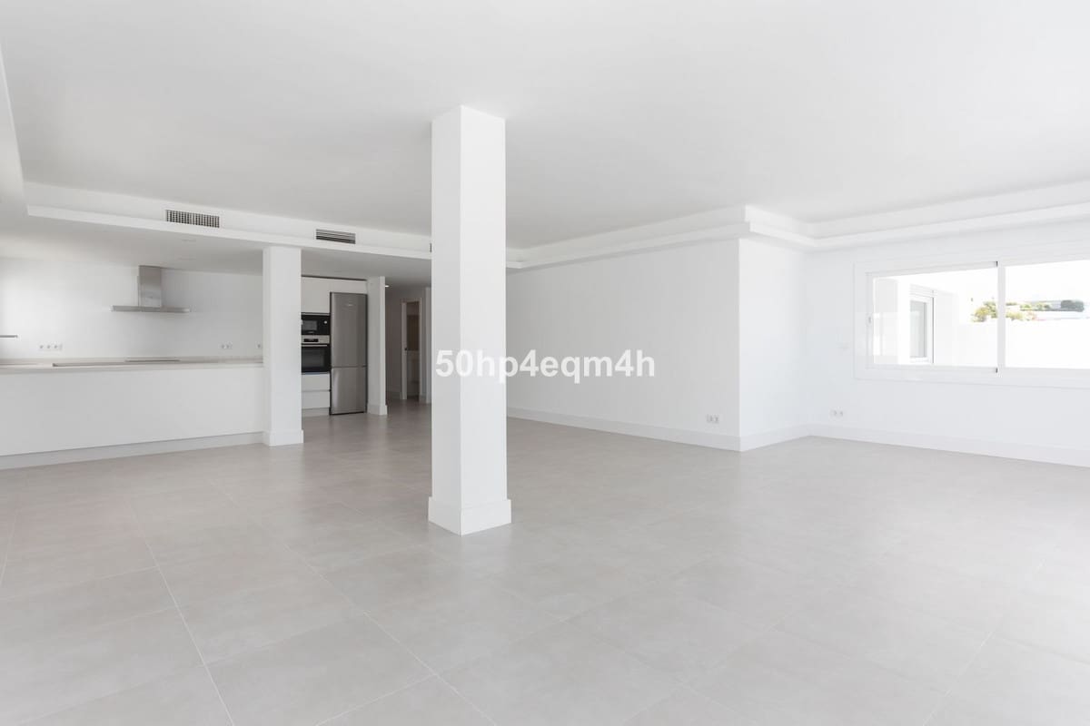4 chambre Appartement à vendre à Guadalmina avec piscine garage - 1 825 000 € (Ref: 9097013)