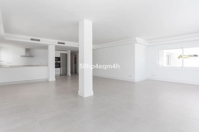 4 makuuhuone Huoneisto myytävänä paikassa Guadalmina, Marbella mukana uima-altaan 
autotalli - 1 825 000 € (Ref: 9097013)