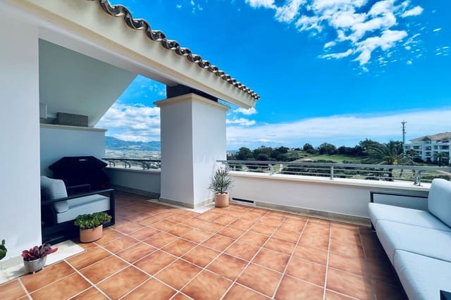 3 soveværelse Penthouse til salg i La Cala de Mijas, Mijas med swimmingpool - € 549.000 (Ref: 9103700)