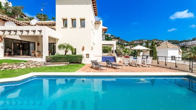 4 slaapkamer Villa te koop in Los Arqueros, Benahavís met zwembad - € 1.999.999 (Ref: 9105068)