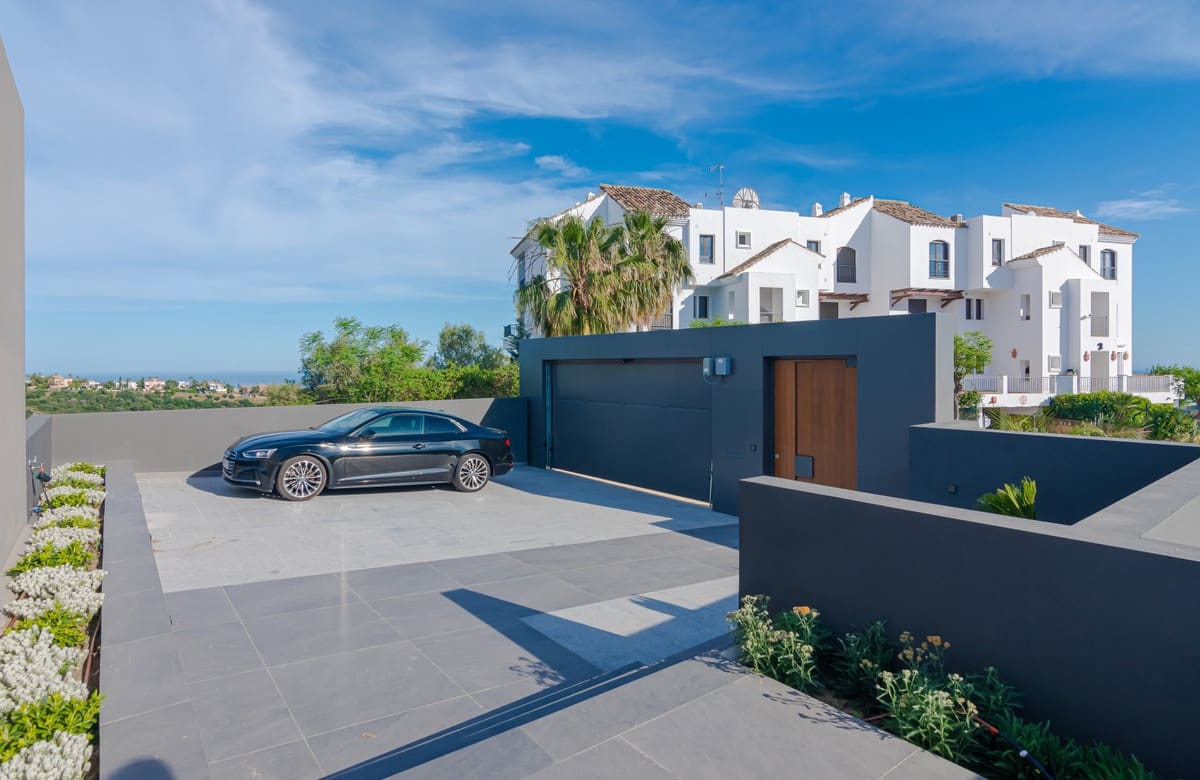 7 soverom Villa til salgs i Los Arqueros med svømmebasseng garasje - € 4 750 000 (Ref: 9105497)