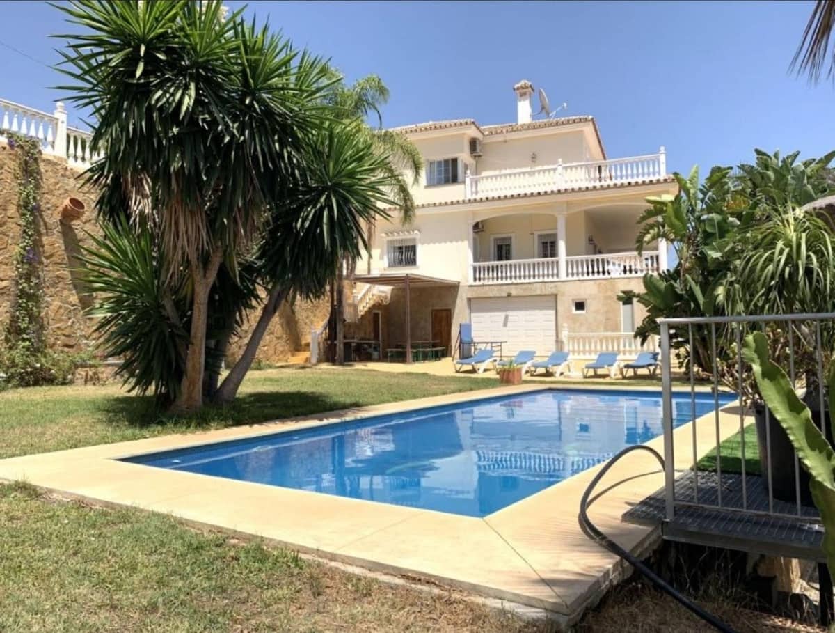 5 soveværelse Villa til salg i Mijas Golf med swimmingpool - € 960.000 (Ref: 9106989)