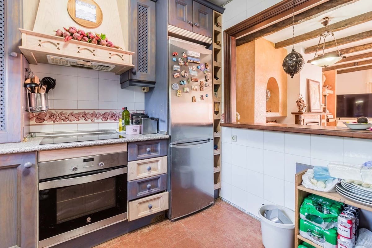 3 camera da letto Casa in vendita in Estepona con piscina - 395.000 € (Rif: 9107012)