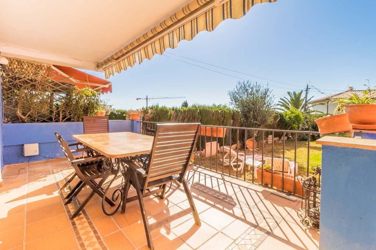 3 camera da letto Casa in vendita in Estepona con piscina - 395.000 € (Rif: 9107012)