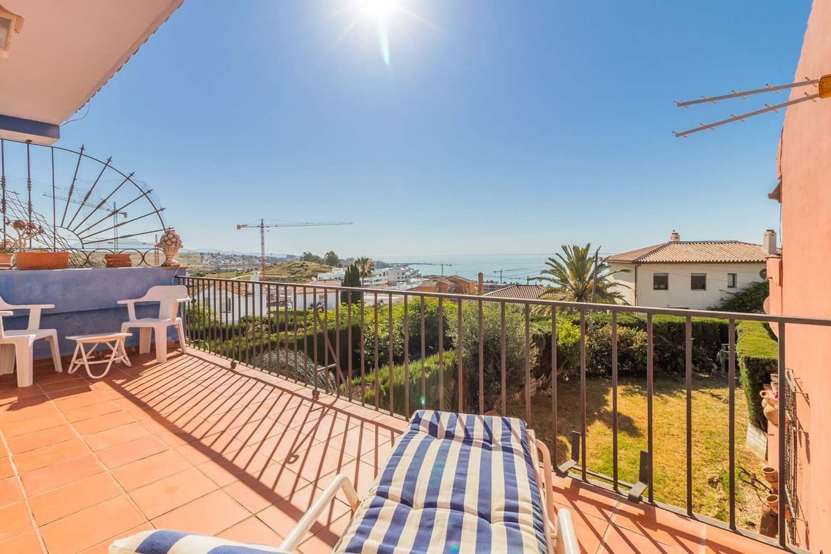 3 camera da letto Casa in vendita in Estepona con piscina - 395.000 € (Rif: 9107012)