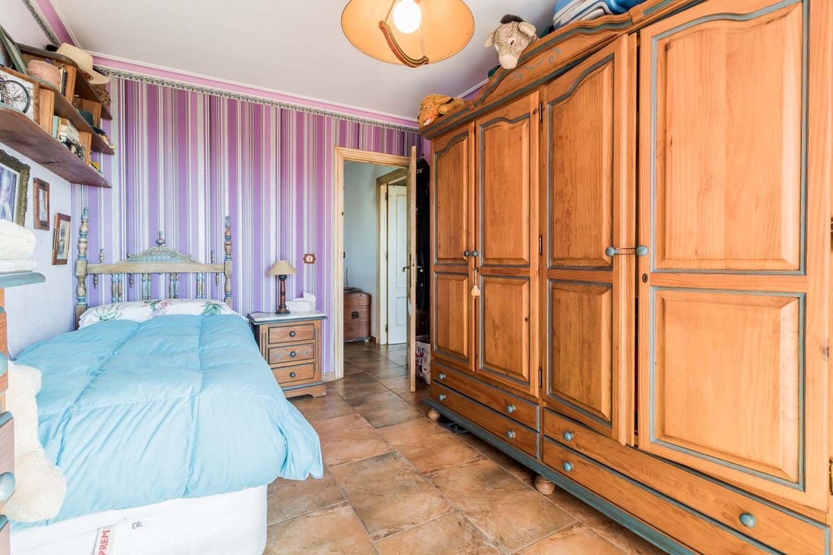 3 camera da letto Casa in vendita in Estepona con piscina - 395.000 € (Rif: 9107012)