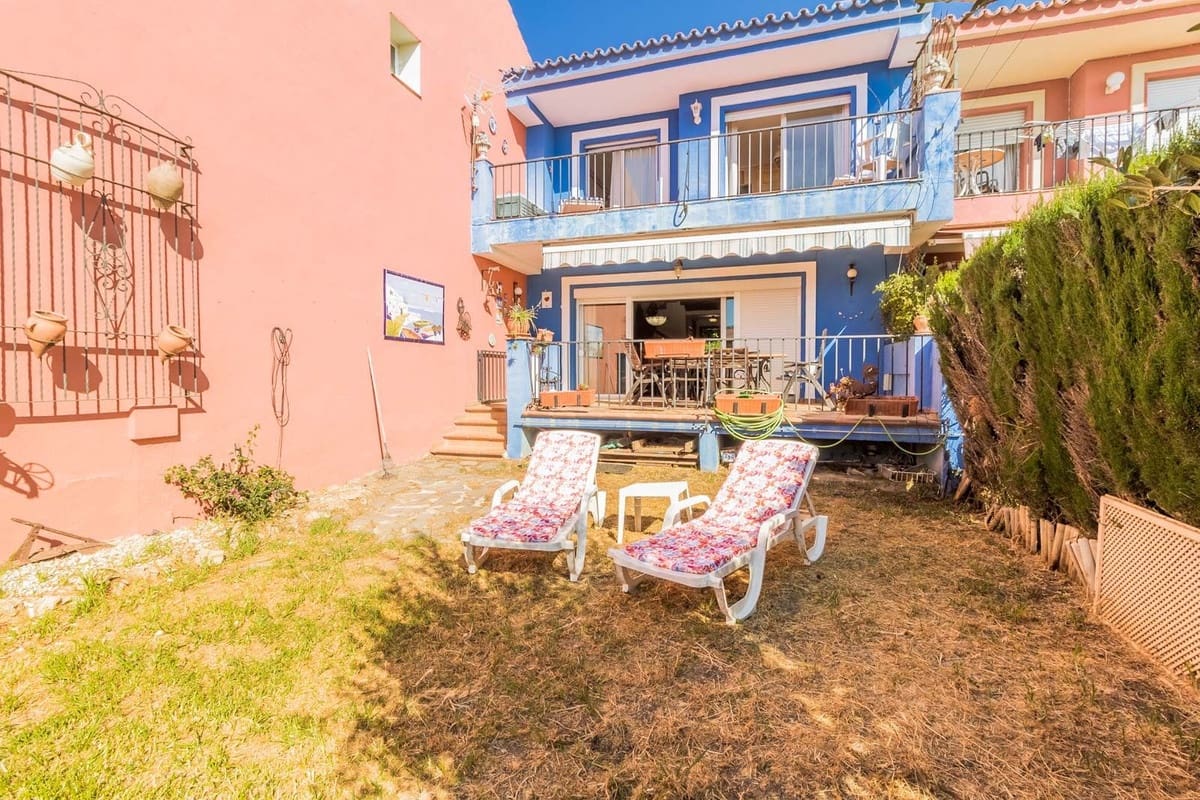 3 camera da letto Casa in vendita in Estepona con piscina - 395.000 € (Rif: 9107012)