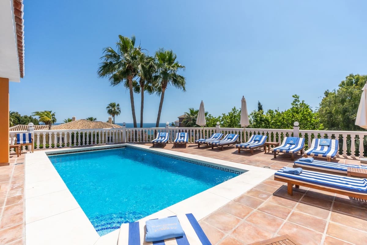 5 soveværelse Villa til salg i La Cala de Mijas med swimmingpool garage - € 1.850.000 (Ref: 9107013)
