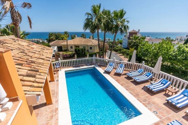 5 soveværelse Villa til salg i La Cala de Mijas, Mijas med swimmingpool garage - € 1.850.000 (Ref: 9107013)