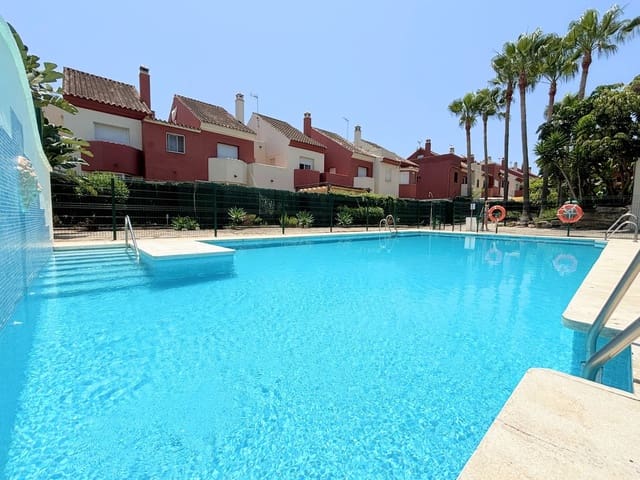 3 camera da letto Casa in vendita in Estepona con piscina garage - 540.000 € (Rif: 9108011)